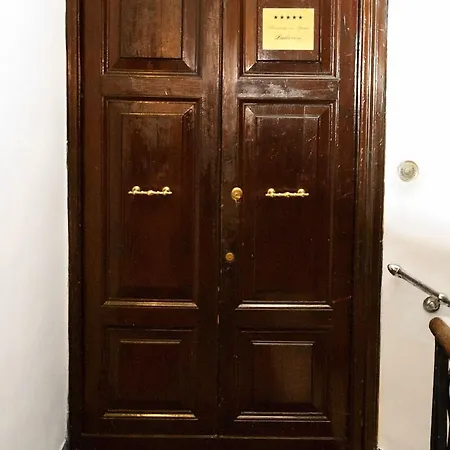 Bed & Breakfast Sleep In Ludovisi 4*